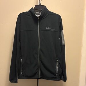 Duck’s Unlimited long sleeve fleece zip-up jacket.